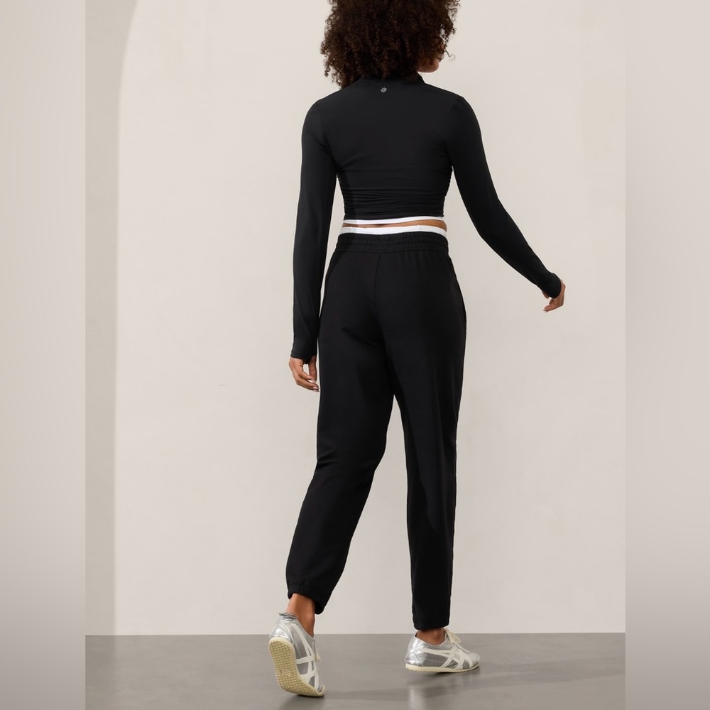 NWT-Athleta Black Retroterry Jogger, Medium Petite - Picture 3 of 10